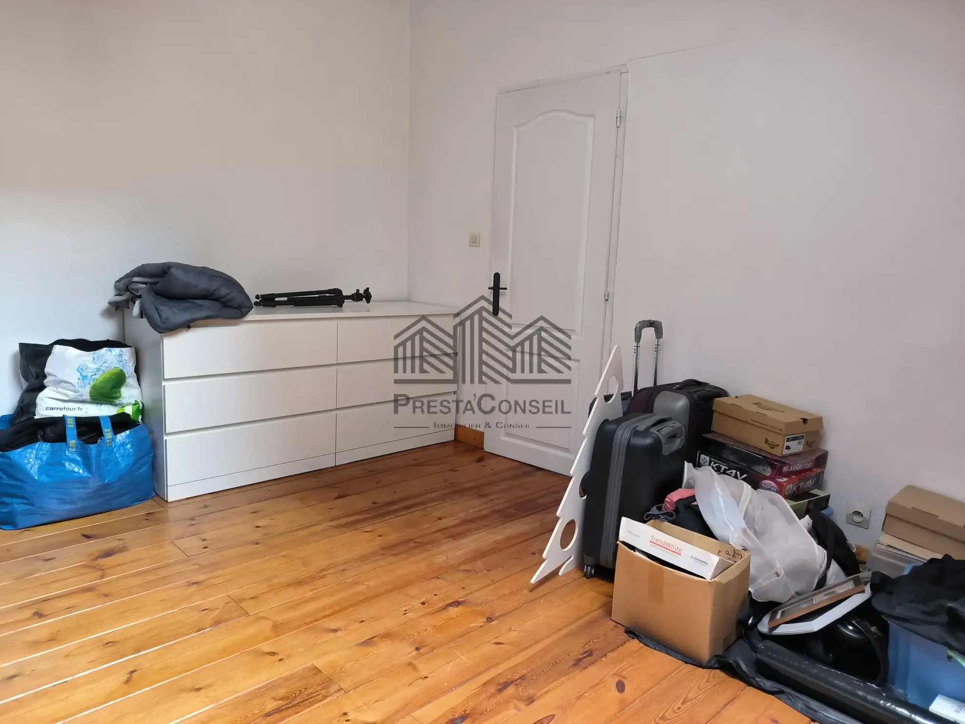 Appartement haussmannien de 91 m² en centre-ville d'Elbeuf à vendre 