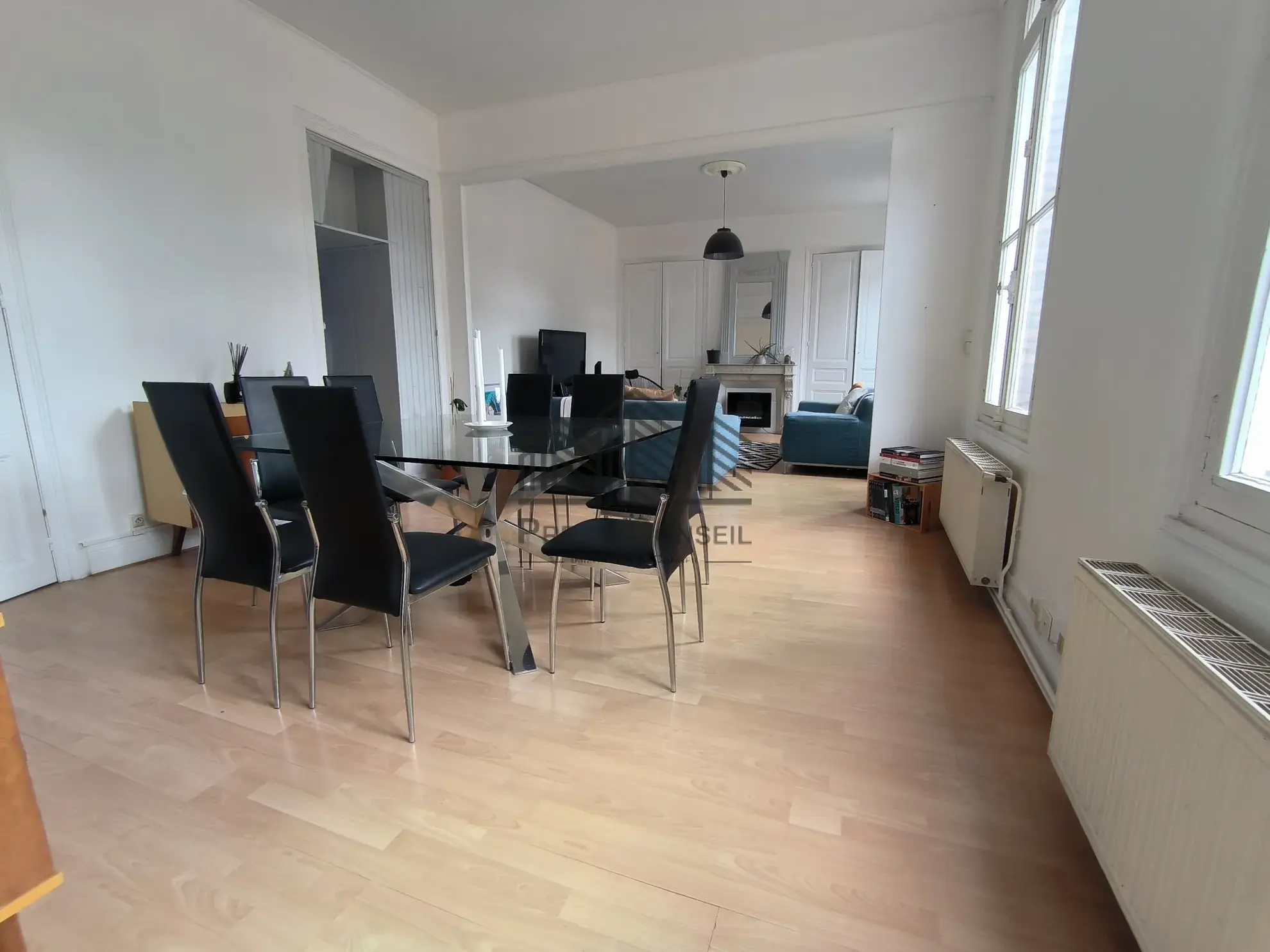 Appartement haussmannien de 91 m² en centre-ville d'Elbeuf à vendre 