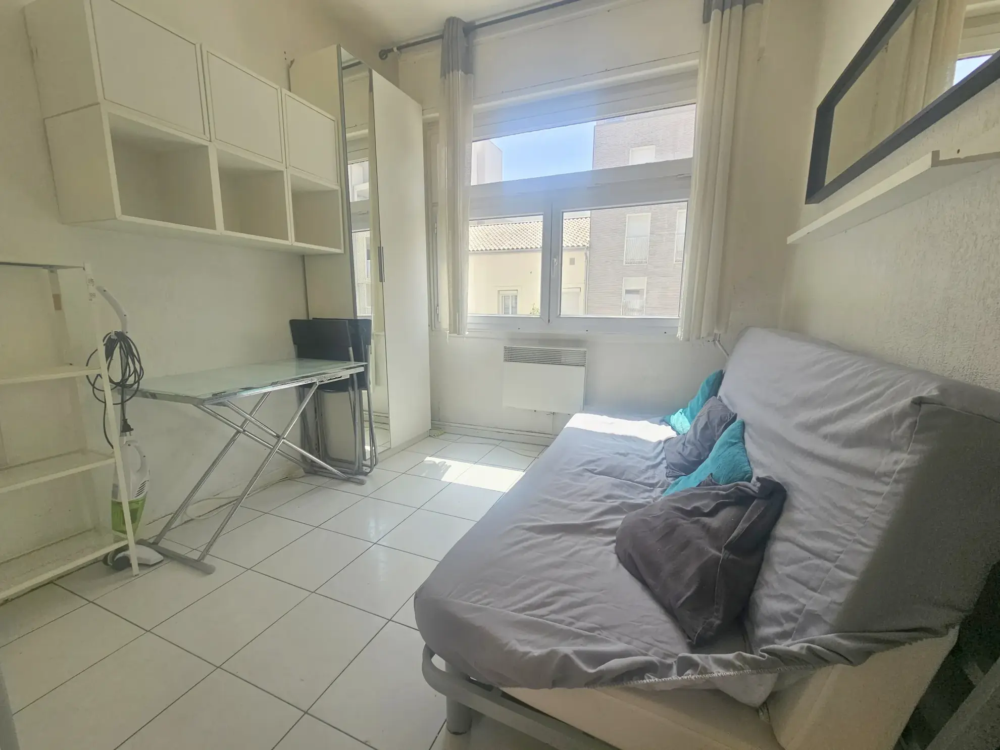 Studio à vendre à Montpellier Centre Ville - 11 m² lumineux et calme 