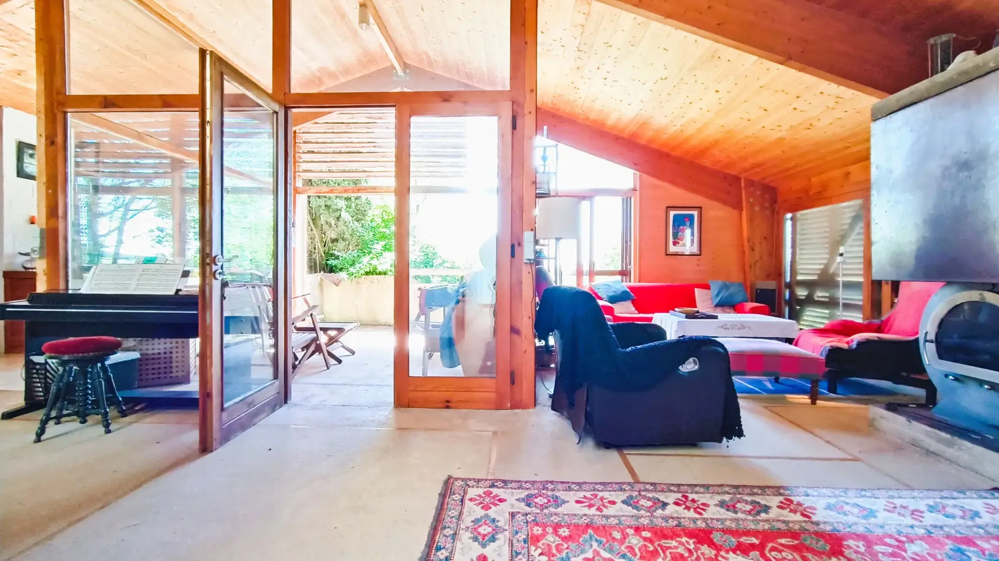 Maison architecte proche nature à Sorges – 183 m² avec terrain de 11 830 m² 