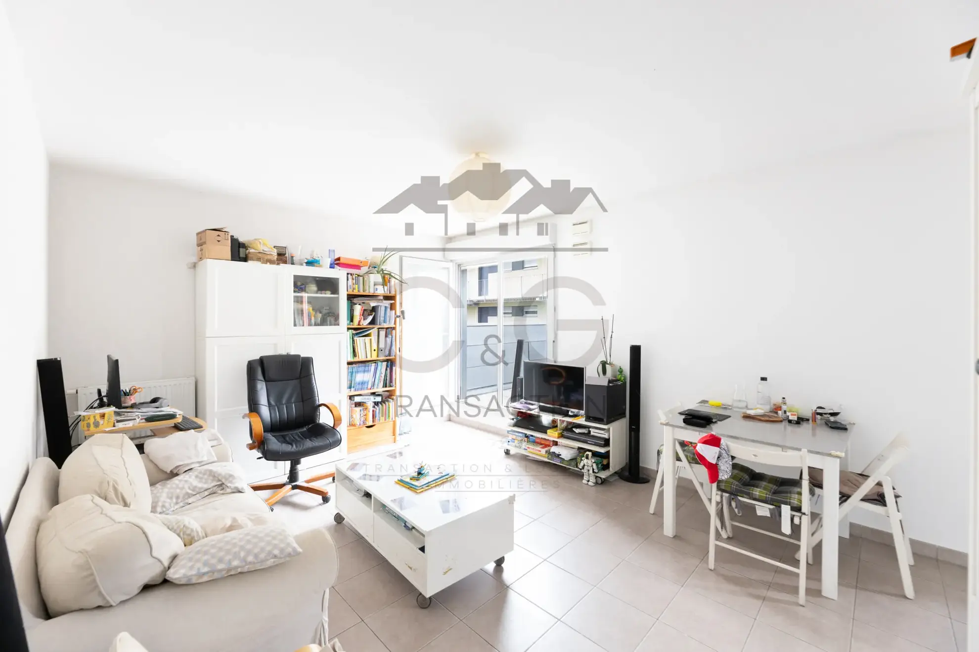 Spacieux T3 de 61m² avec terrasse et parking à Bayonne 