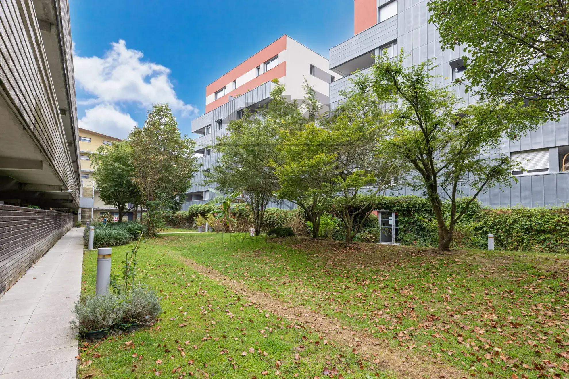 Spacieux T3 de 61m² avec terrasse et parking à Bayonne 