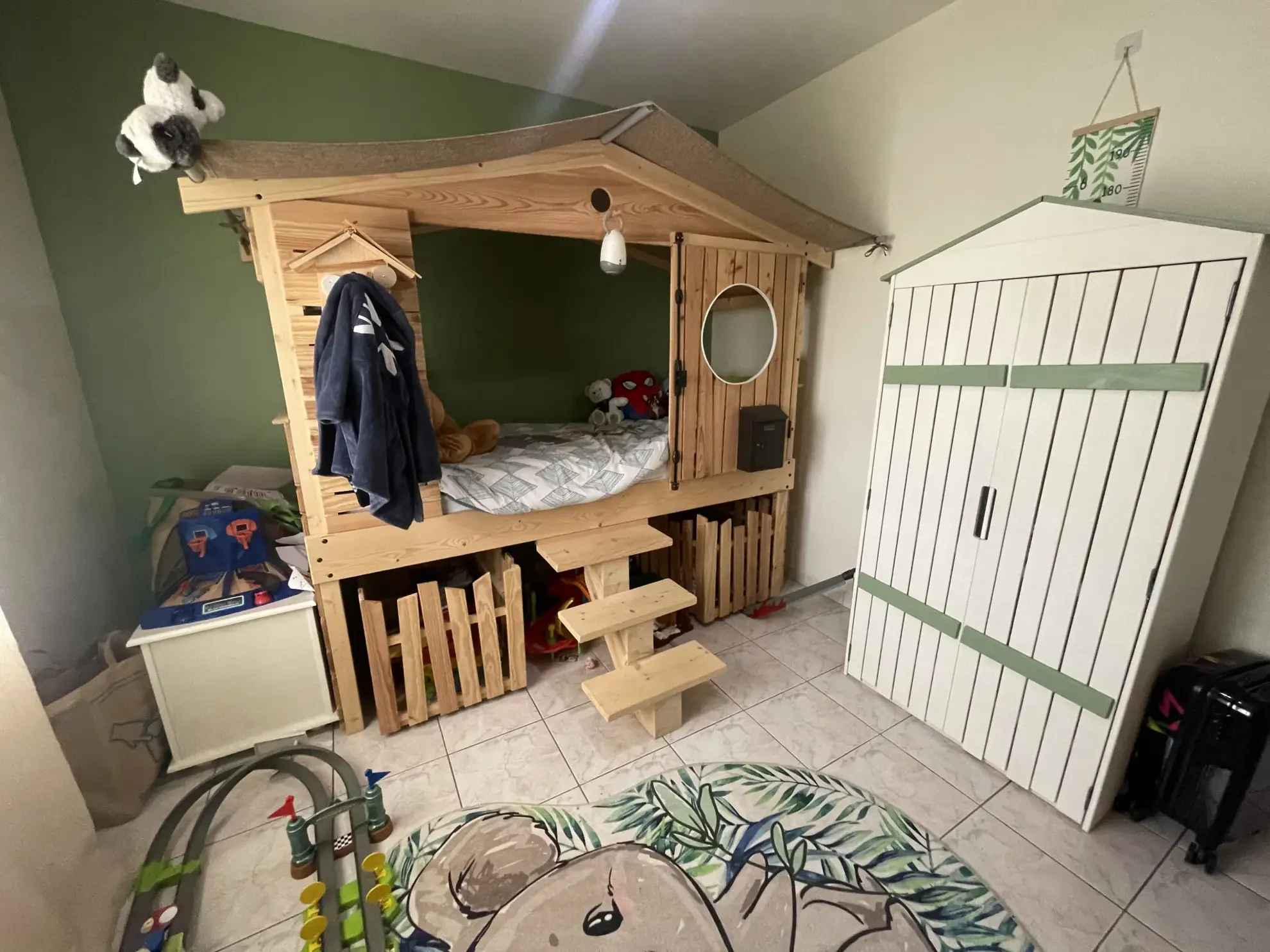 Maison 5 chambres avec sous-sol à Blis et Born en Dordogne, terrain arboré 