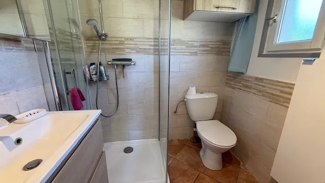 Vente Appartement T3 Duplex avec Cour à Nîmes, Quartier Carnot 