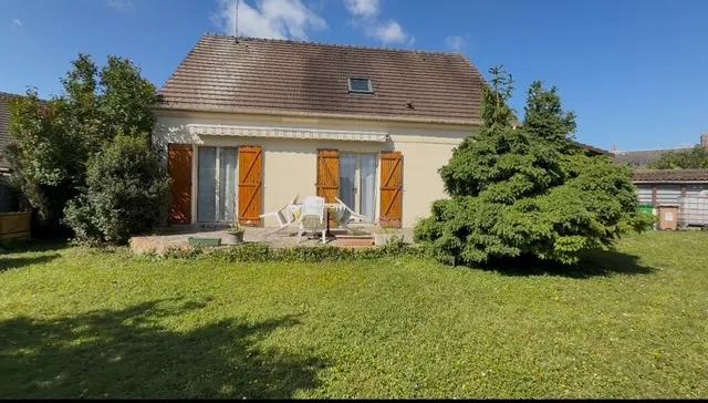 Vente Appartement T3 Duplex avec Cour à Nîmes, Quartier Carnot