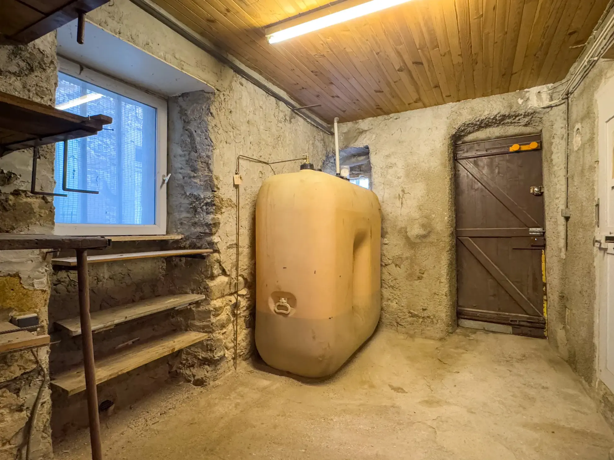 Maison de village à rénover de 85 m² avec terrains à Saint-Fortunat-sur-Eyrieux 