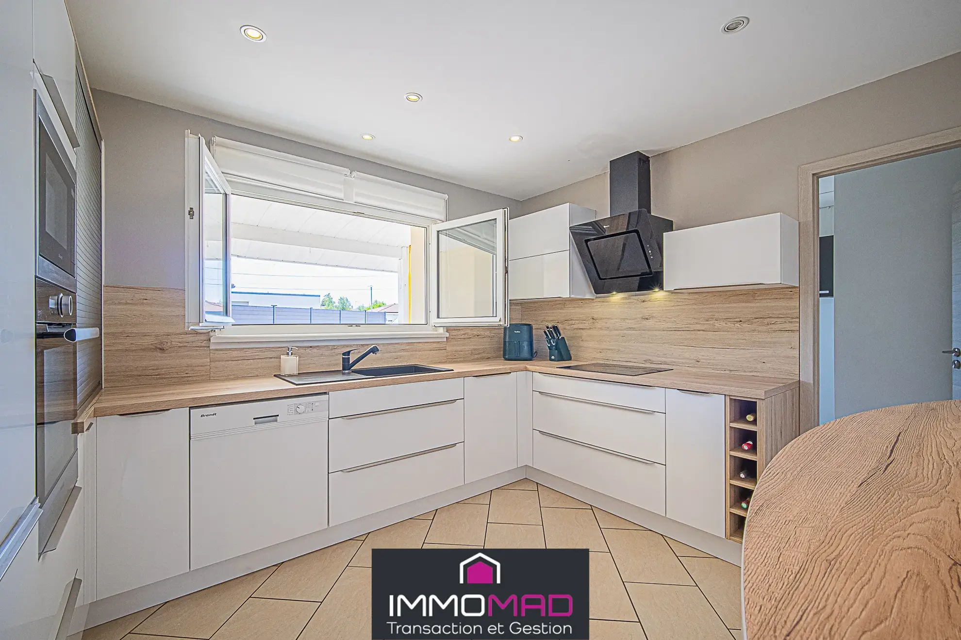 Magnifique maison de plain-pied de 140 m² à Verdun avec piscine et grand terrain 