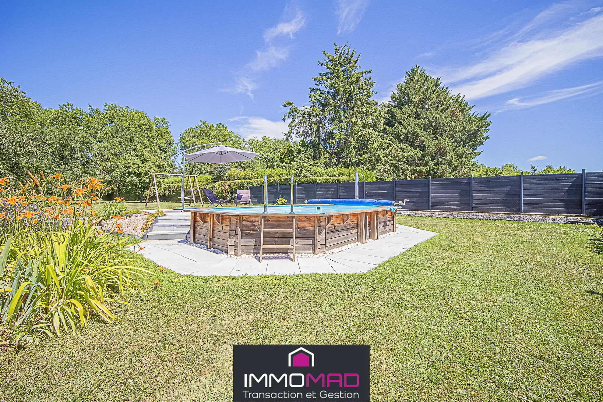 Magnifique maison de plain-pied de 140 m² à Verdun avec piscine et grand terrain 