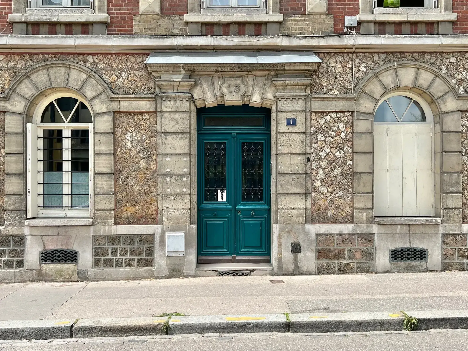 Appartement T2 à vendre à Rouen, secteur Place Saint-Marc, dernière étage, rénové, cave, 41,40 m² 