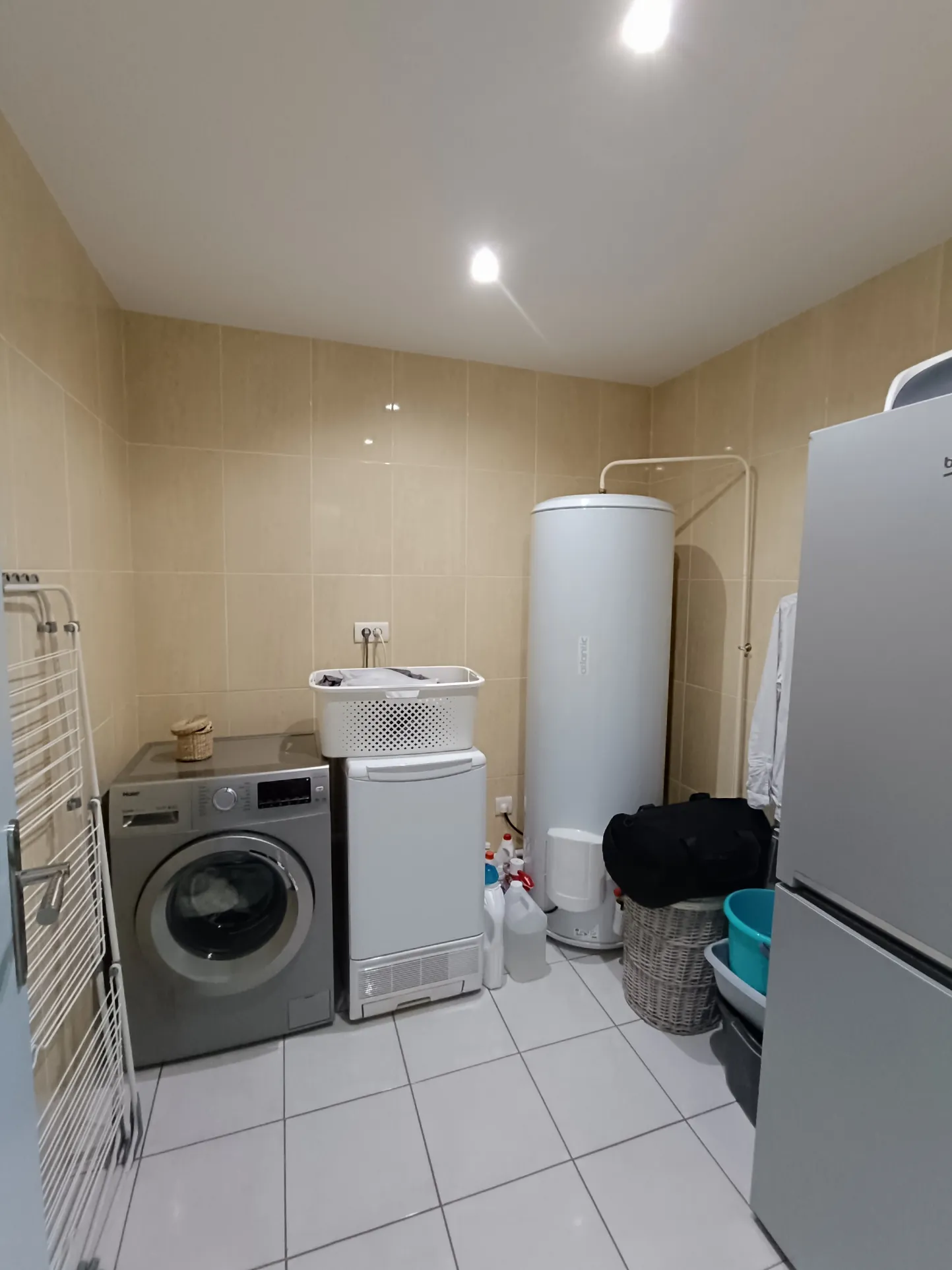 Appartement de 107,43 m² avec vue campagne à Saint Victor Malescours 