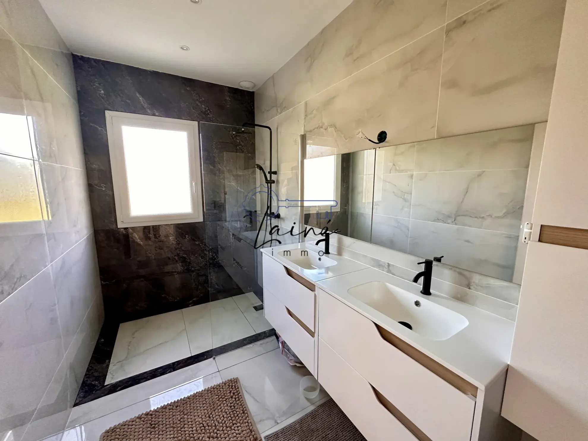 À vendre maison de plain-pied avec piscine à 15 km de Bergerac 