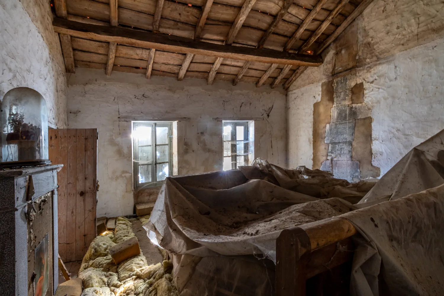 Charmante maison charentaise à rénover avec dépendances et jardin à Saint-Savinien 