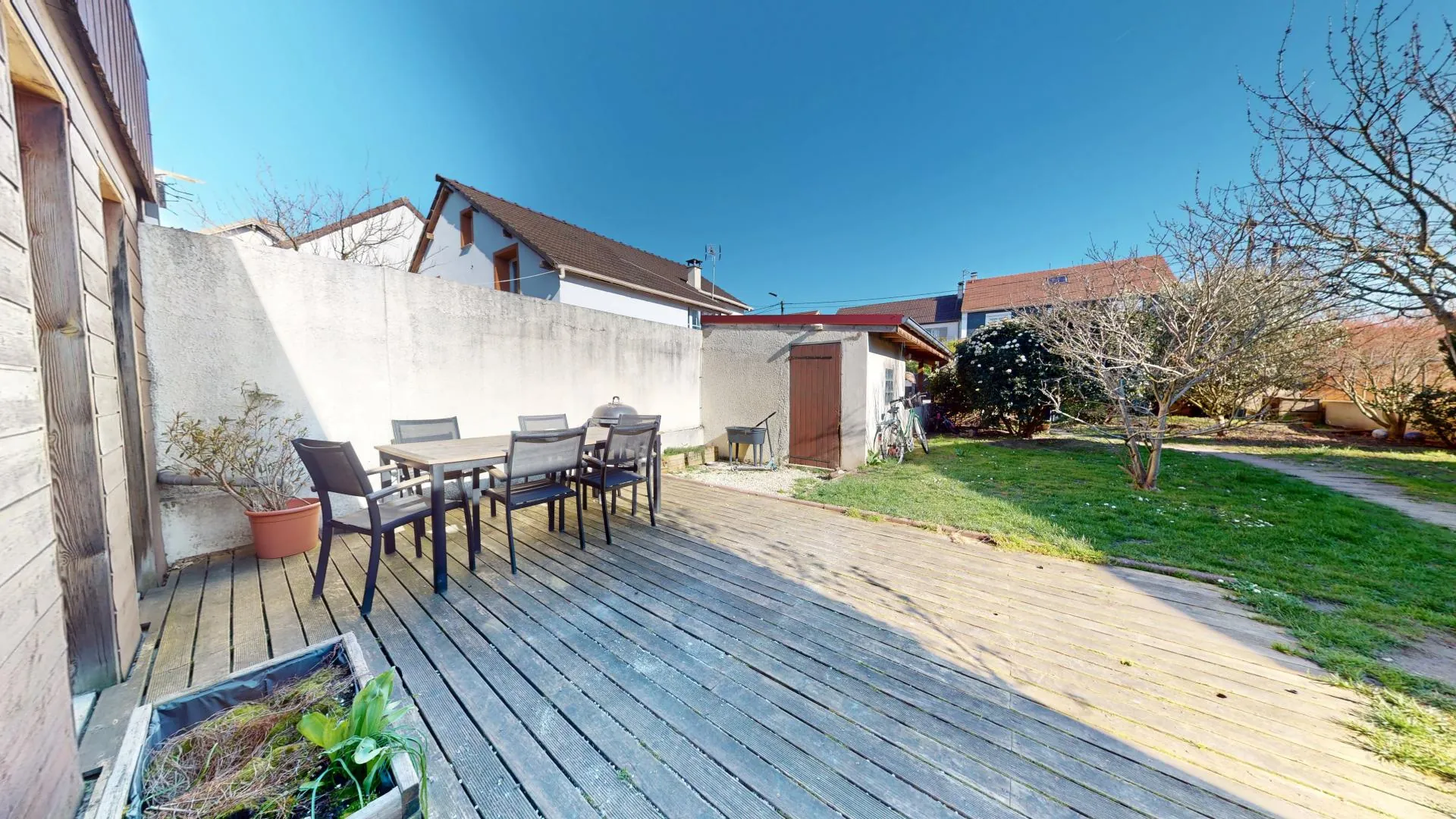 Pavillon de plain-pied 6 pièces à Sevran sur terrain de 385 m² 