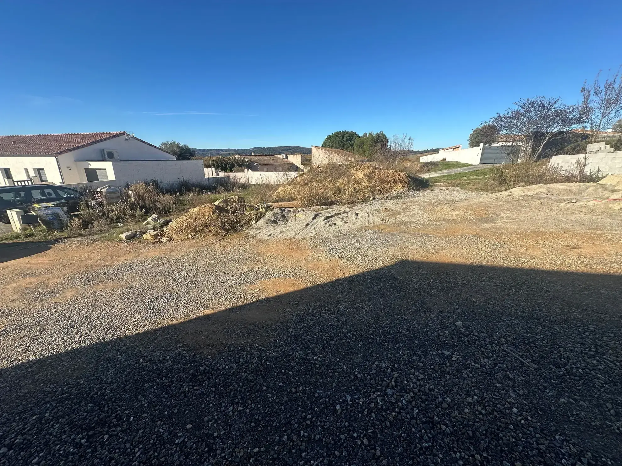 Terrain à bâtir de 529 m² à Couffoulens avec permis validé, proche Carcassonne 