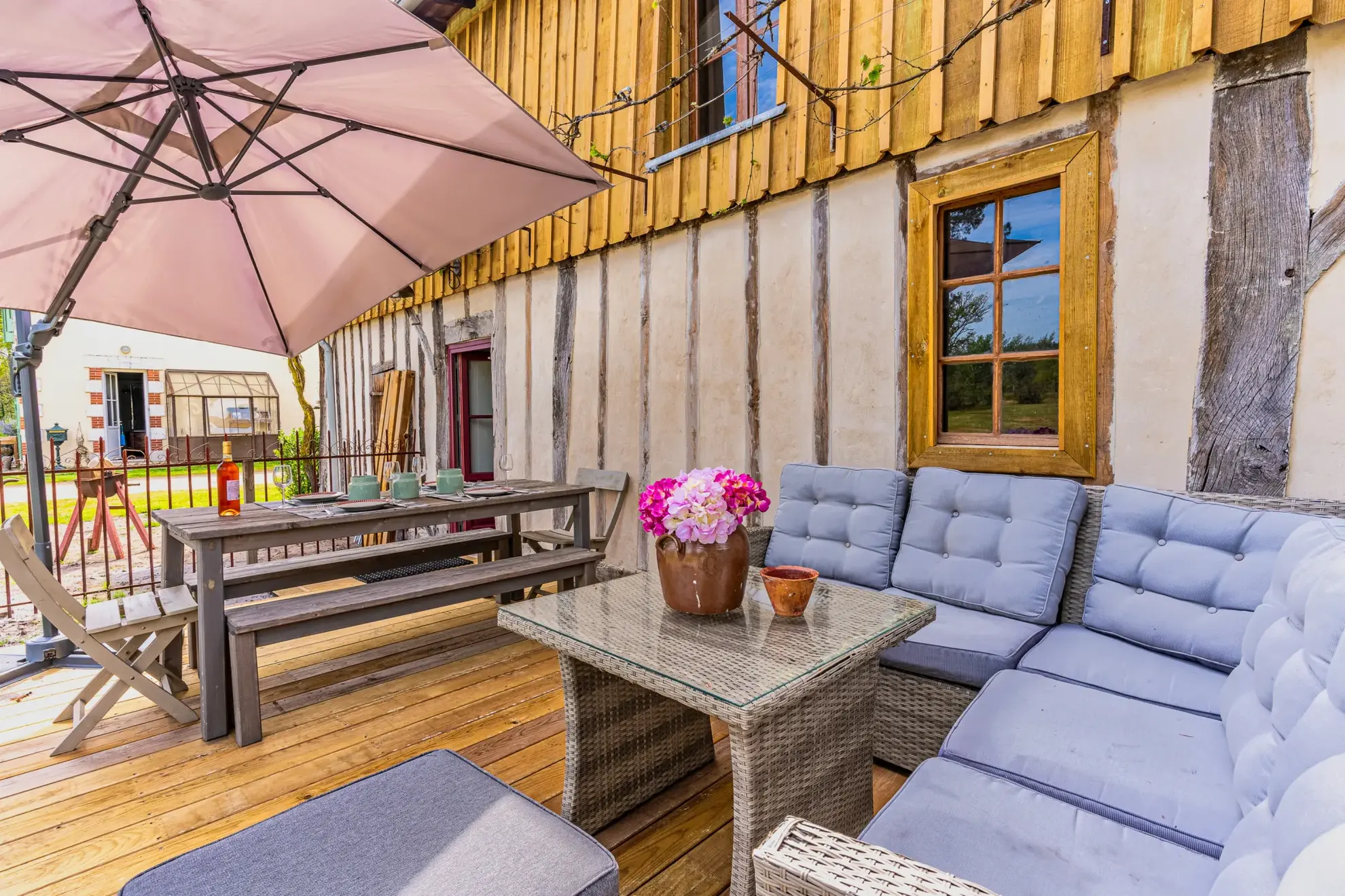 Ferme rénovée avec piscine et grand terrain à Trensacq - 92 m² 