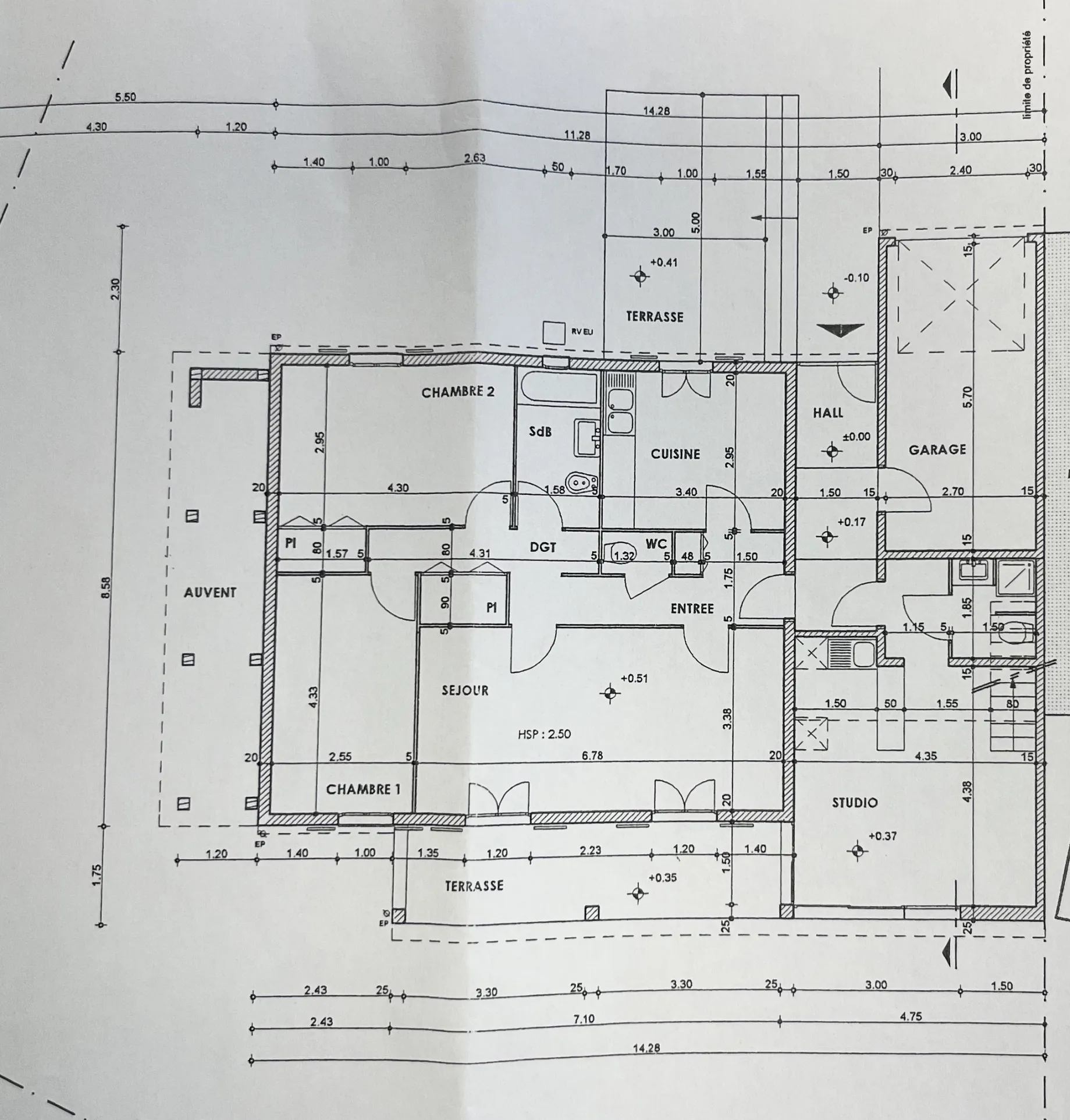 Villa de 105 m² avec piscine à Vidauban, 2 chambres, jardin clos, à rénover 