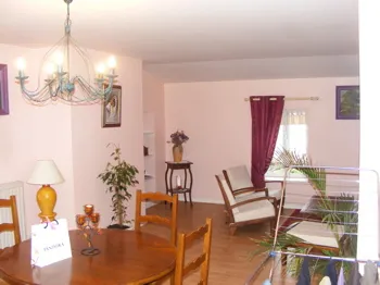 Immeuble résidentiel locatif à Marcigny avec plusieurs appartements en location 