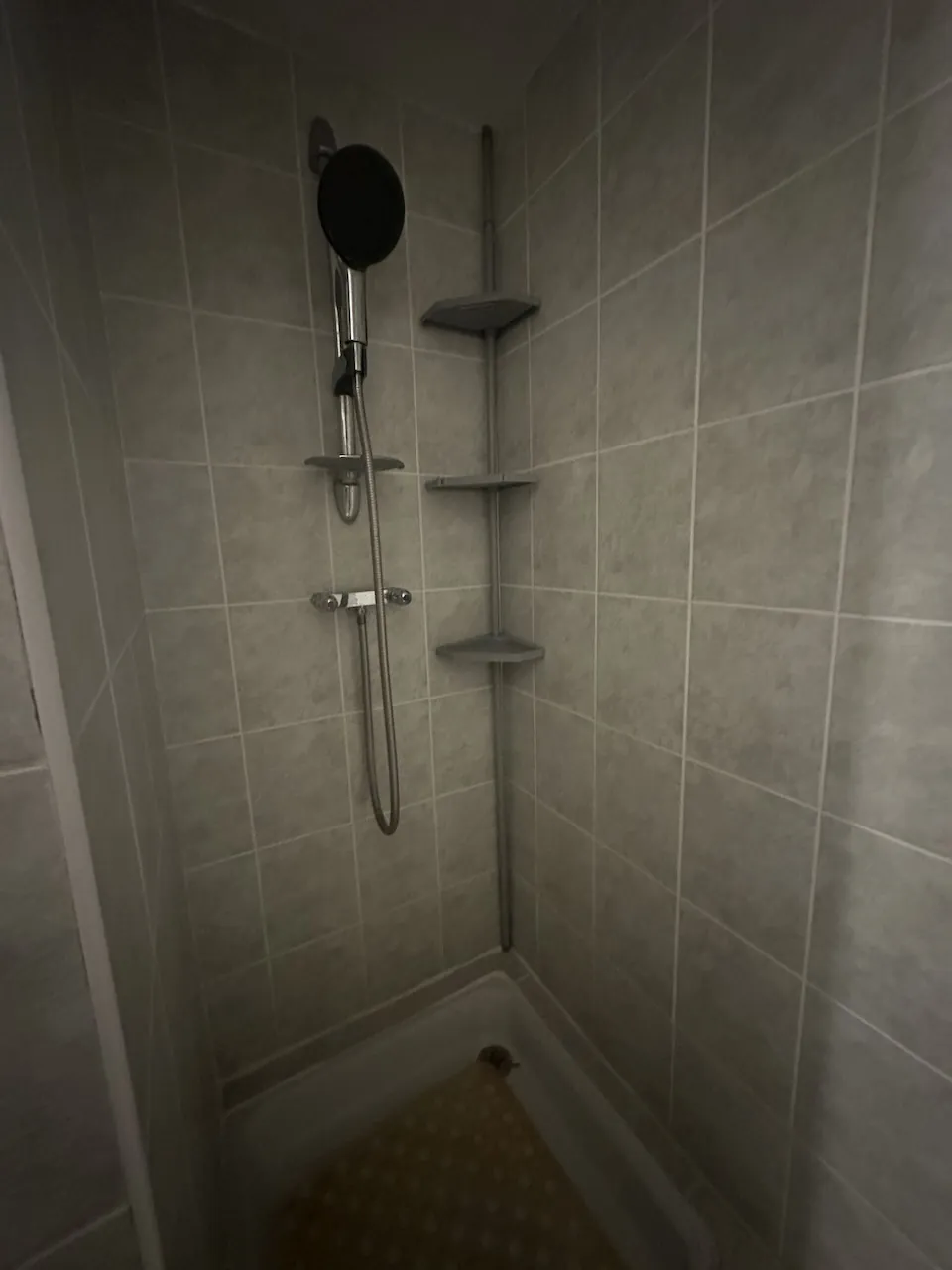 Immeuble résidentiel locatif à Marcigny avec plusieurs appartements en location 