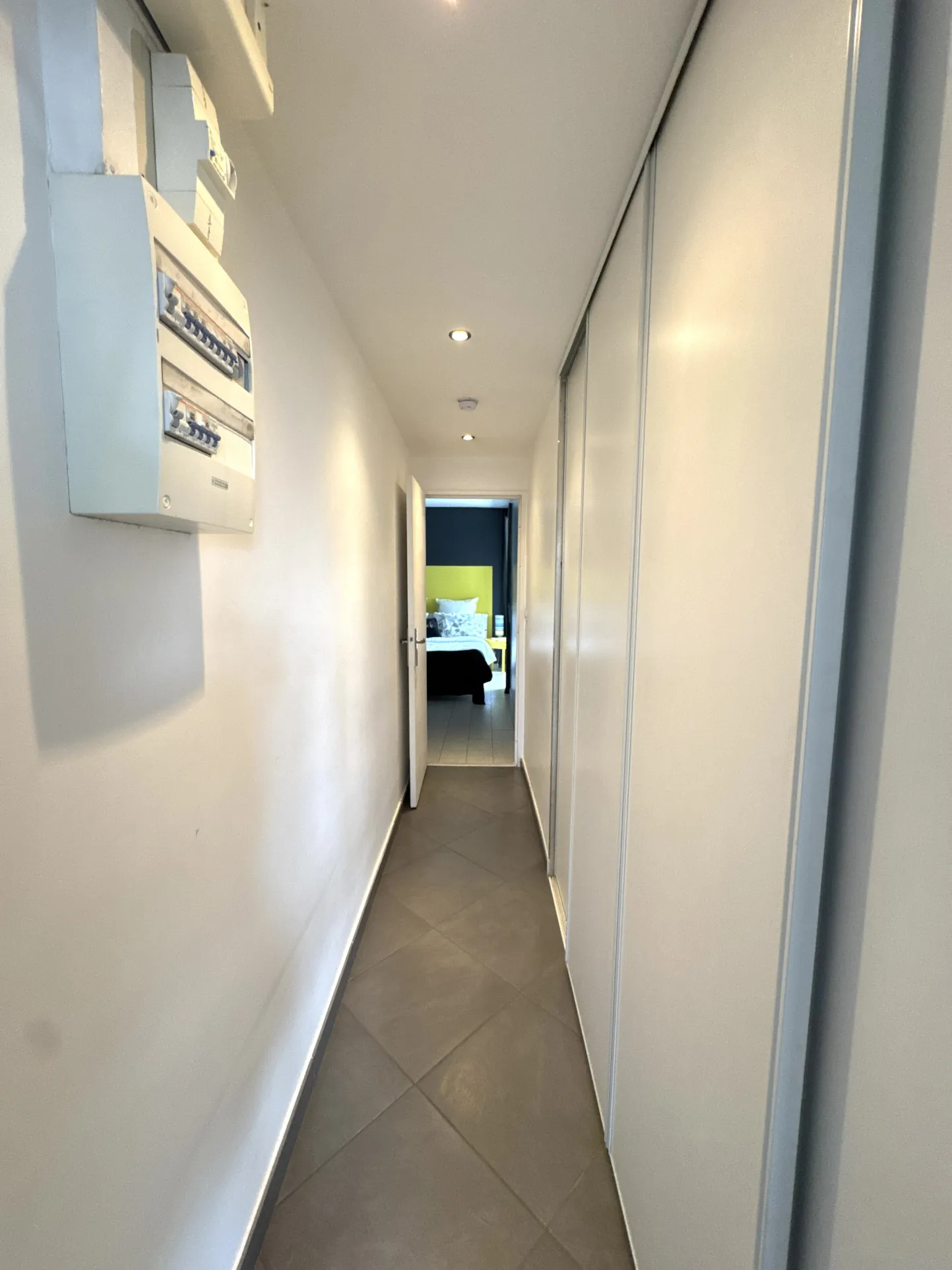 Appartement F2 bis lumineux avec cave à Saint-Étienne – Opportunité d'achat ou d'investissement 