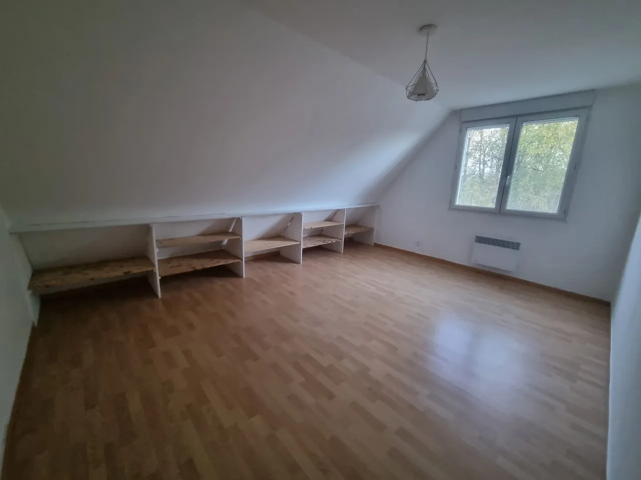 Maison spacieuse avec jardin et garage à Hardinghen - Idéal famille 