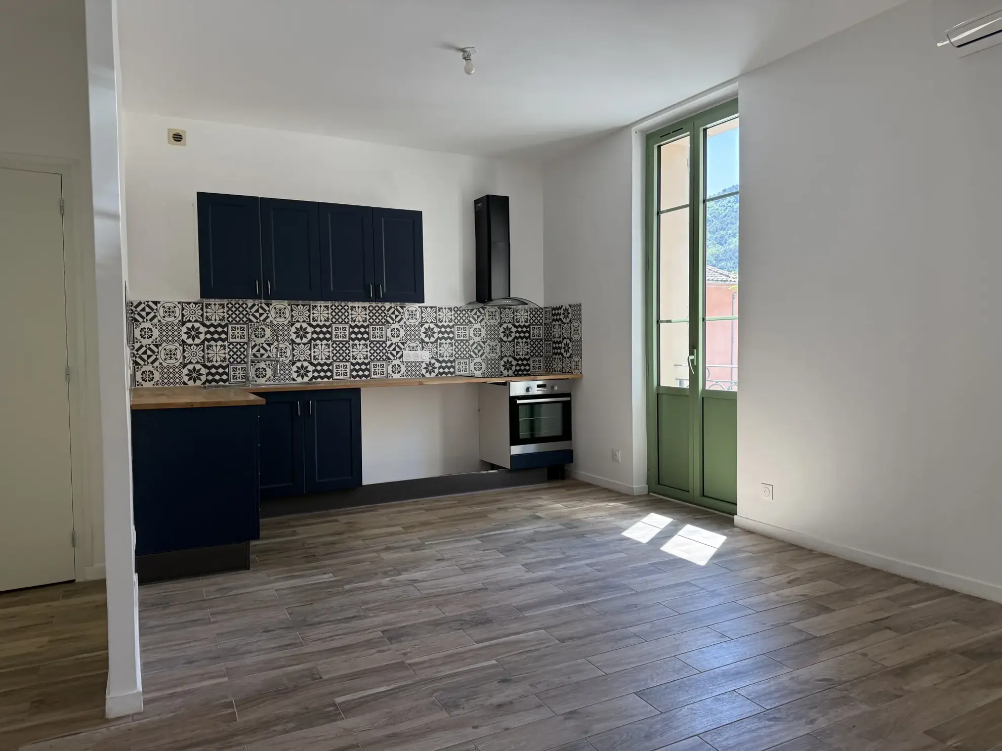 Appartements à Sospel - Grand T3 avec 2 salles de bains et stockage 