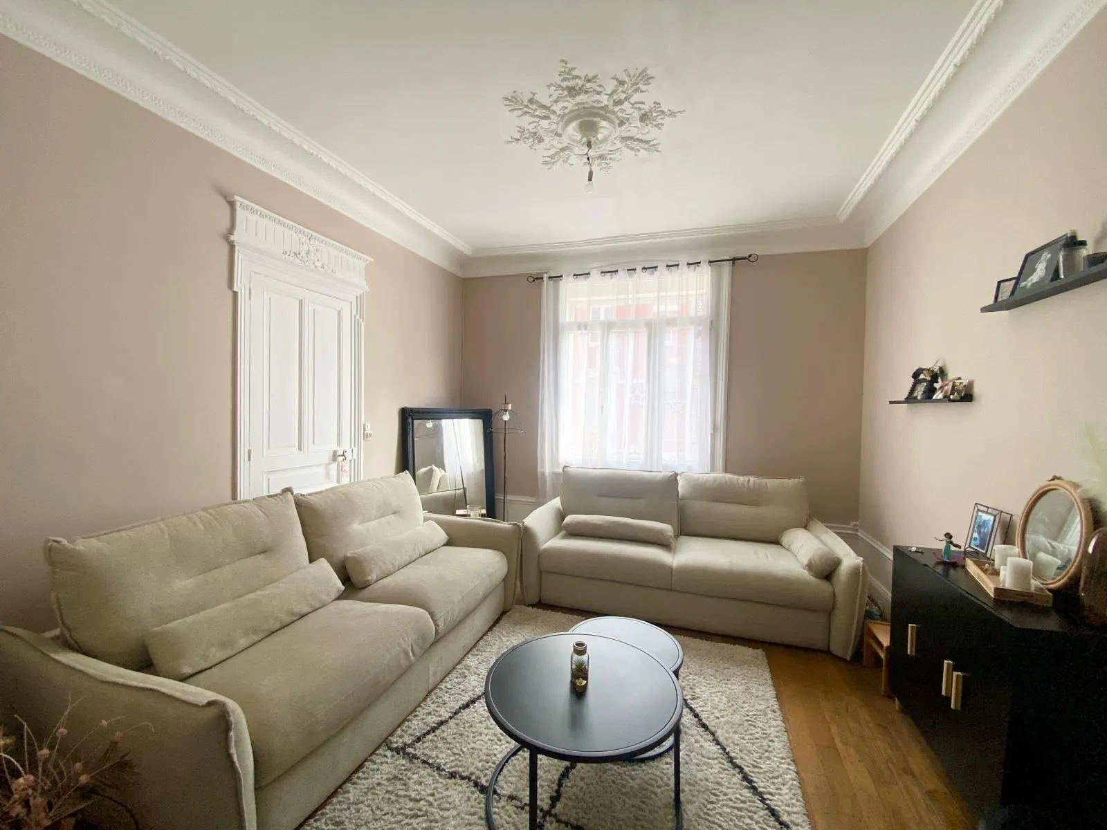 Maison à vendre à Remicourt, Saint-Quentin avec 4 chambres, cour et cave 