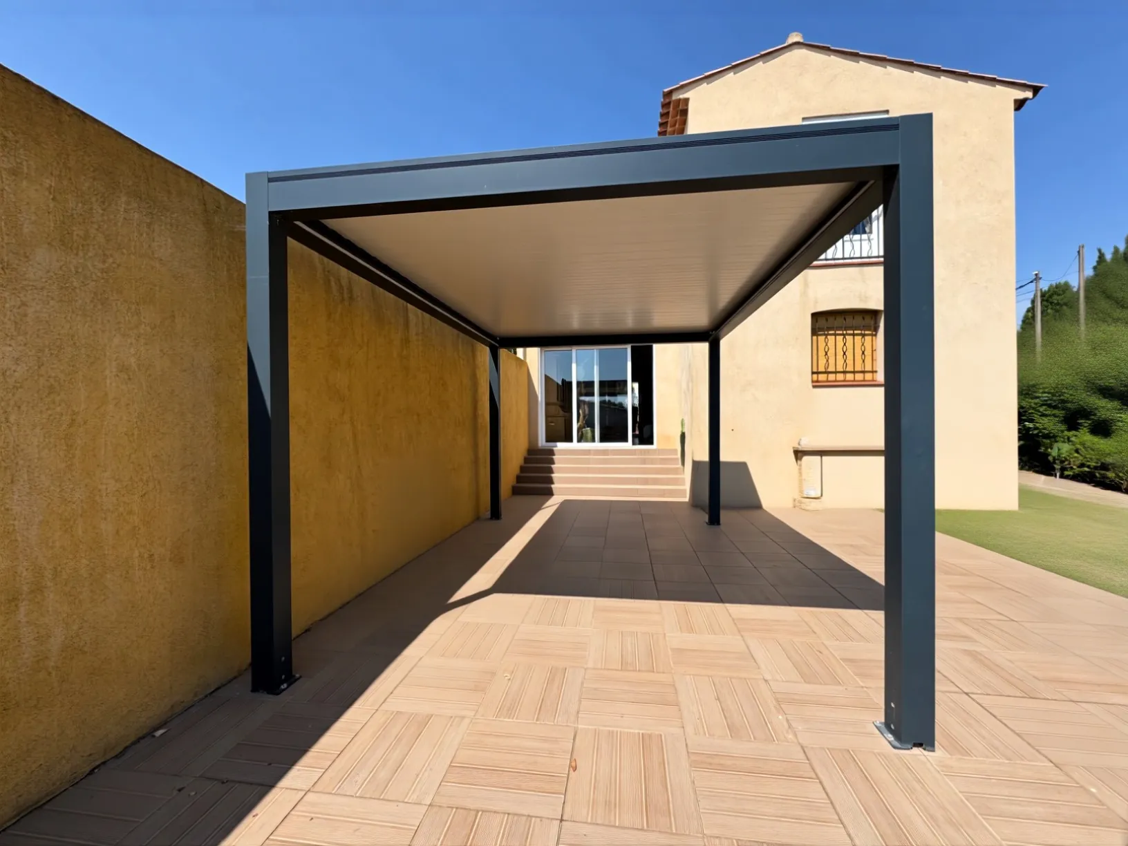 Maison 3 chambres avec piscine à Martigues Ferrières – 110 m² 