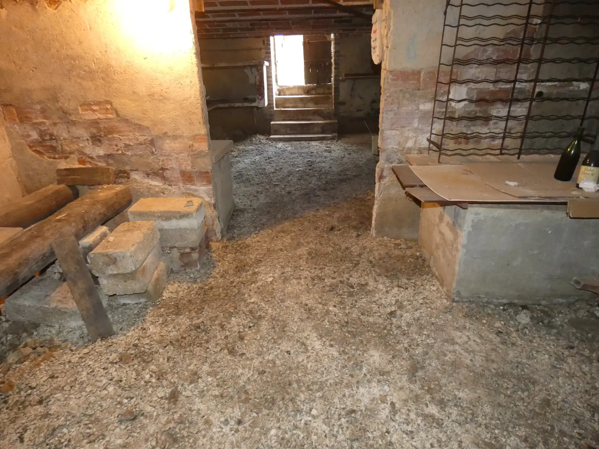 Maison à vendre à Auxerre - 81 m², 5 pièces, garage et jardin 