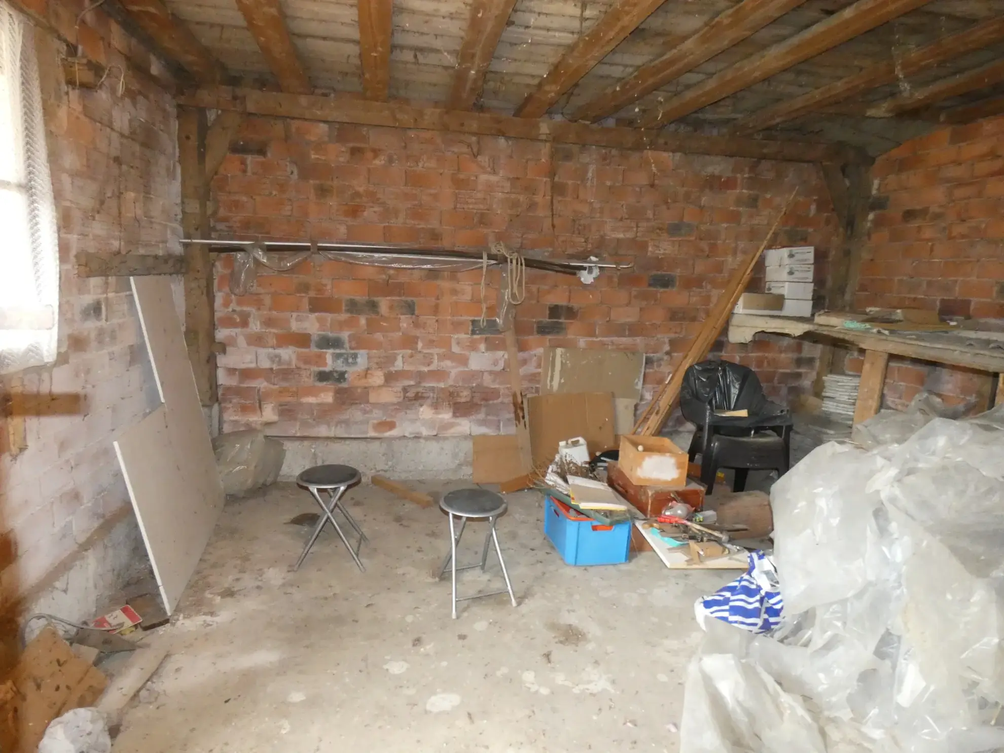 Maison à vendre à Auxerre - 81 m², 5 pièces, garage et jardin 