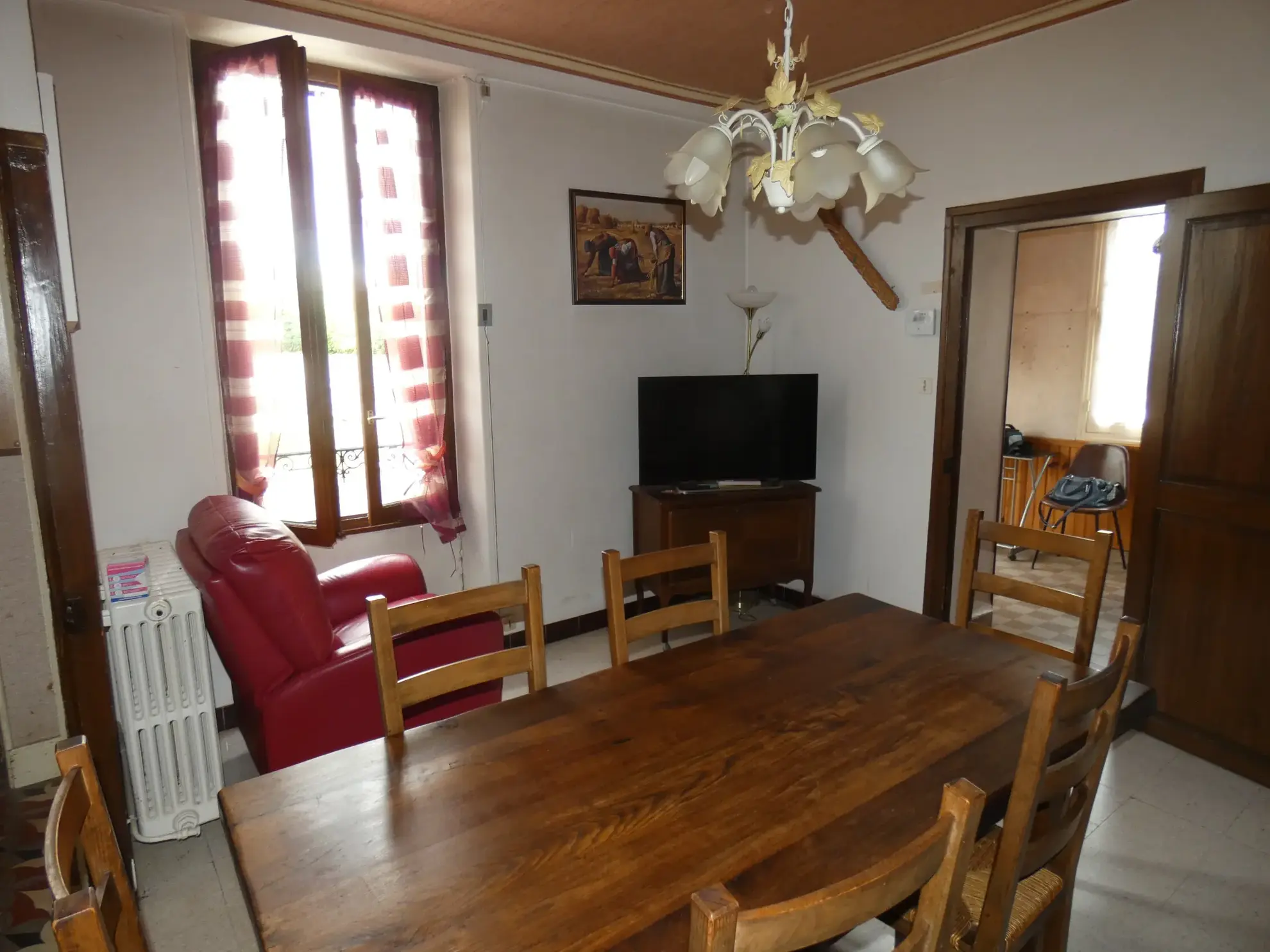 Maison à vendre à Auxerre - 81 m², 5 pièces, garage et jardin 