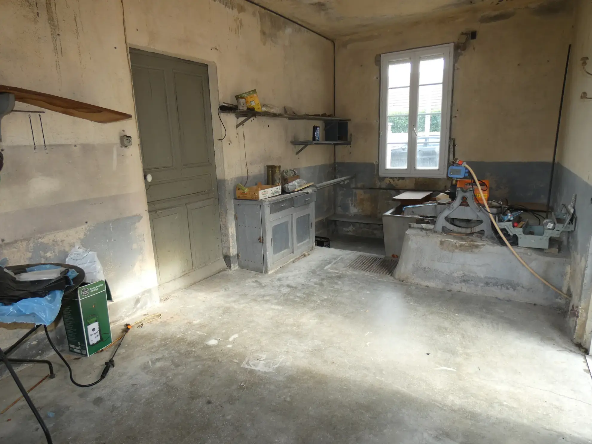 Maison à vendre à Auxerre - 81 m², 5 pièces, garage et jardin 