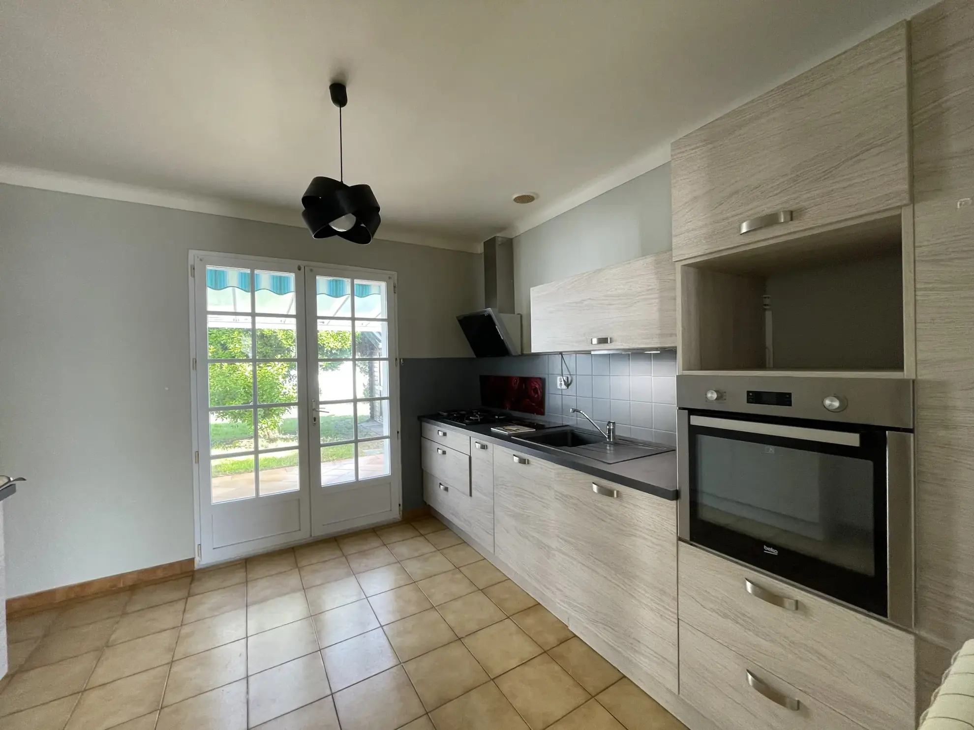 Maison 3 chambres à Barbatre proche centre et plage - Jardin clos et véranda 