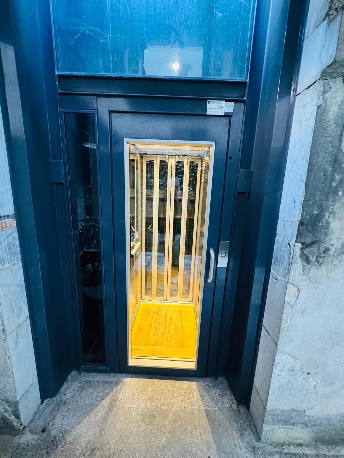 Appartement T2 rénové à Grenoble centre historique - Quartier des Antiquaires 