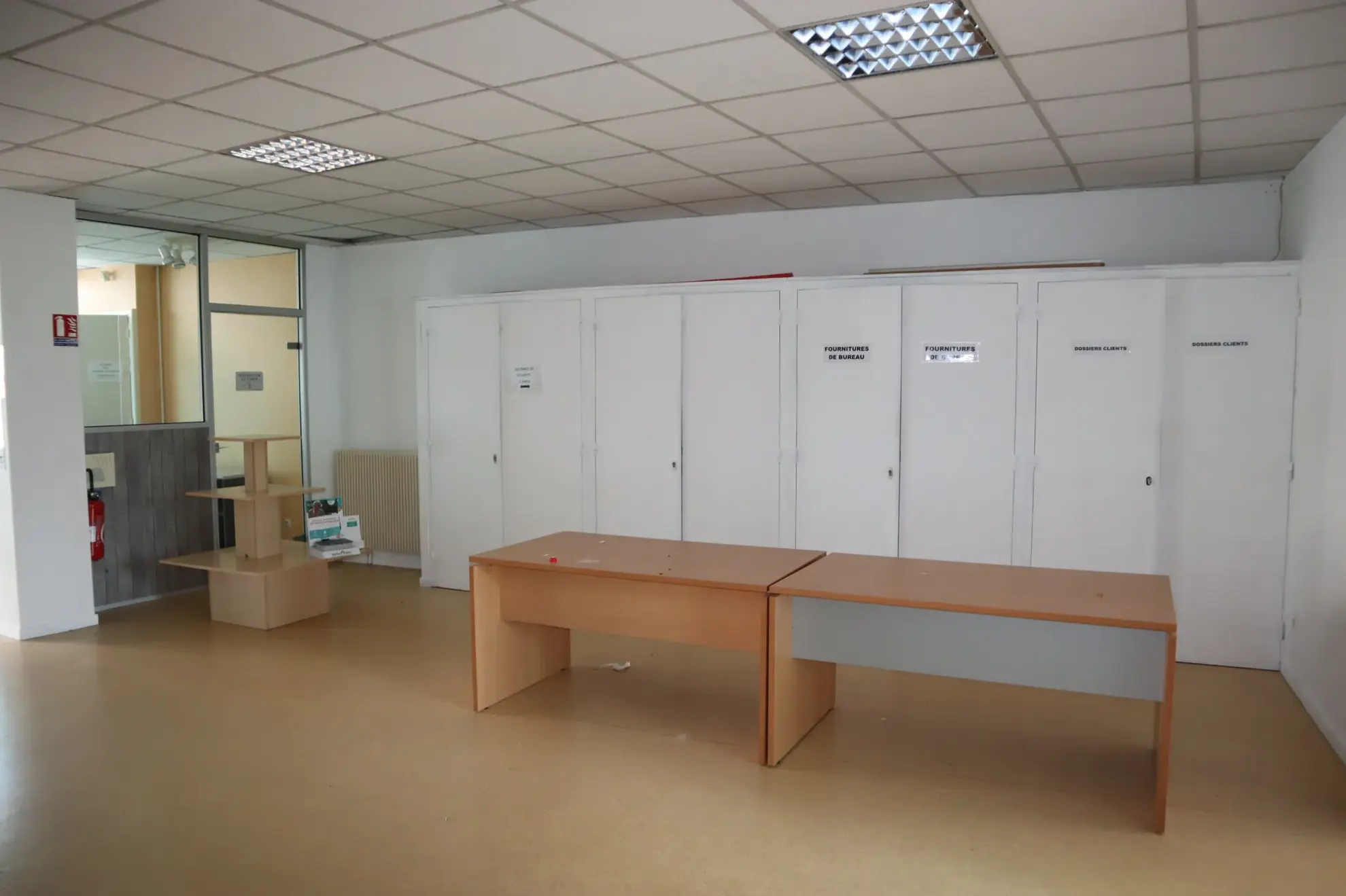 Maison spacieuse de 539 m² à Autun avec local professionnel et jardin privé - Prix : 270 000 euros 