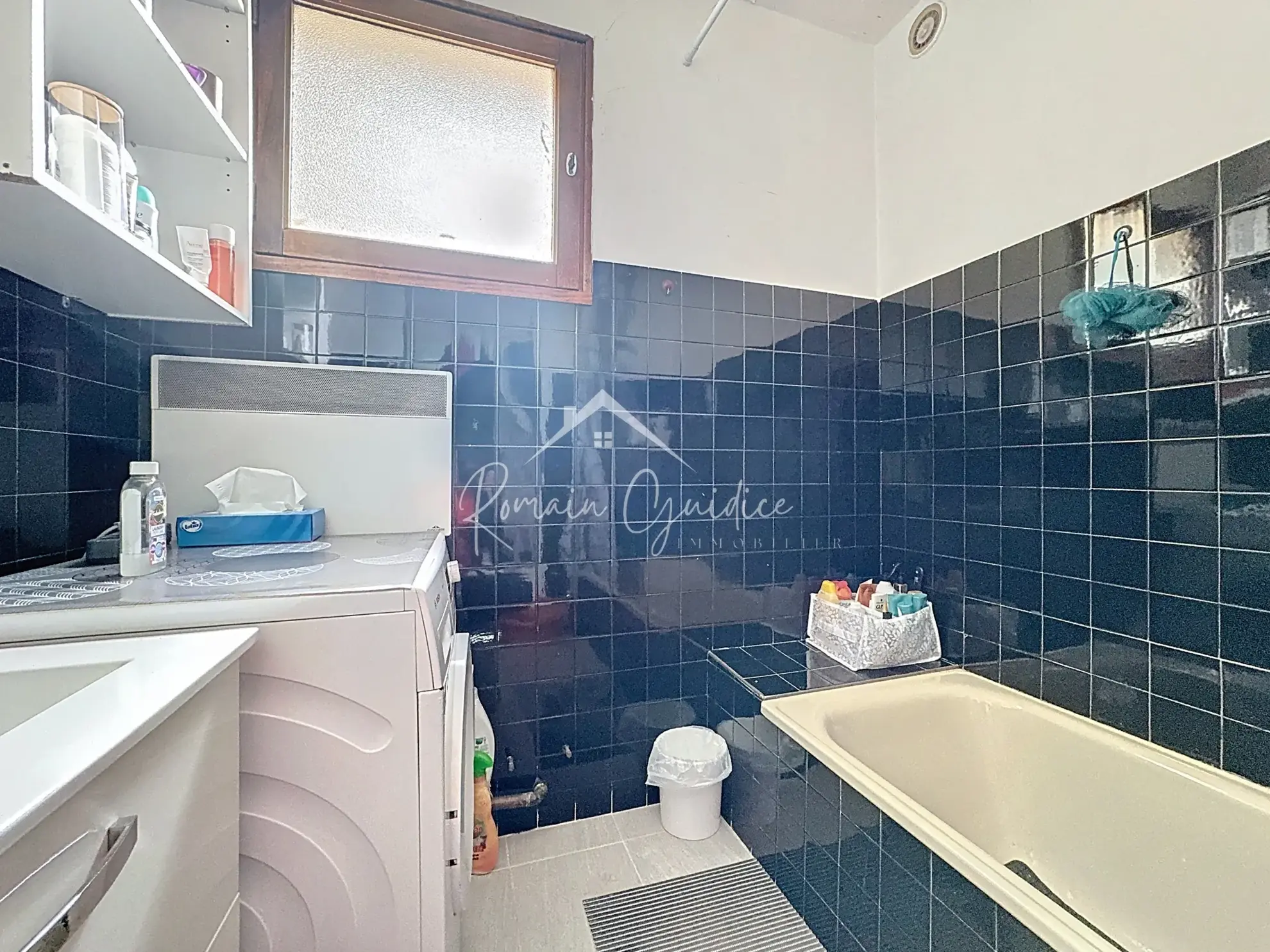 Appartement F5 de 85 m² avec garage et cave à Millau dans le quartier Parc de la Victoire 