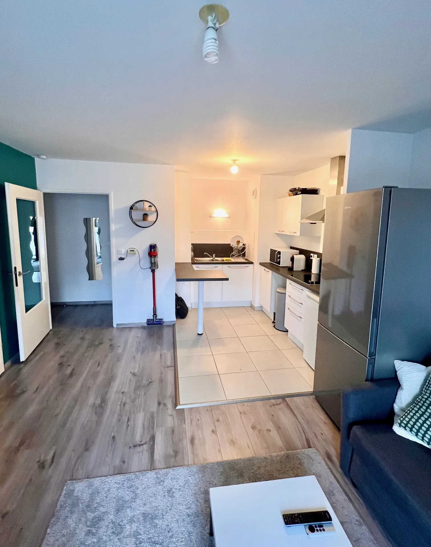 Appartement T2 lumineux de 42,69 m² à Lille avec balcon et parking privé 