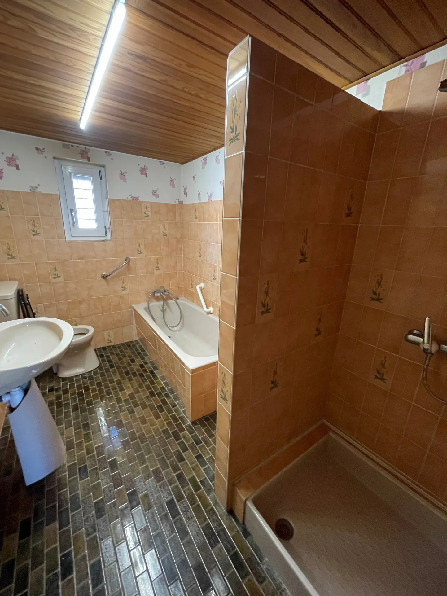 Très belle maison alsacienne à Galfingue avec dépendance et jardin ensoleillé 