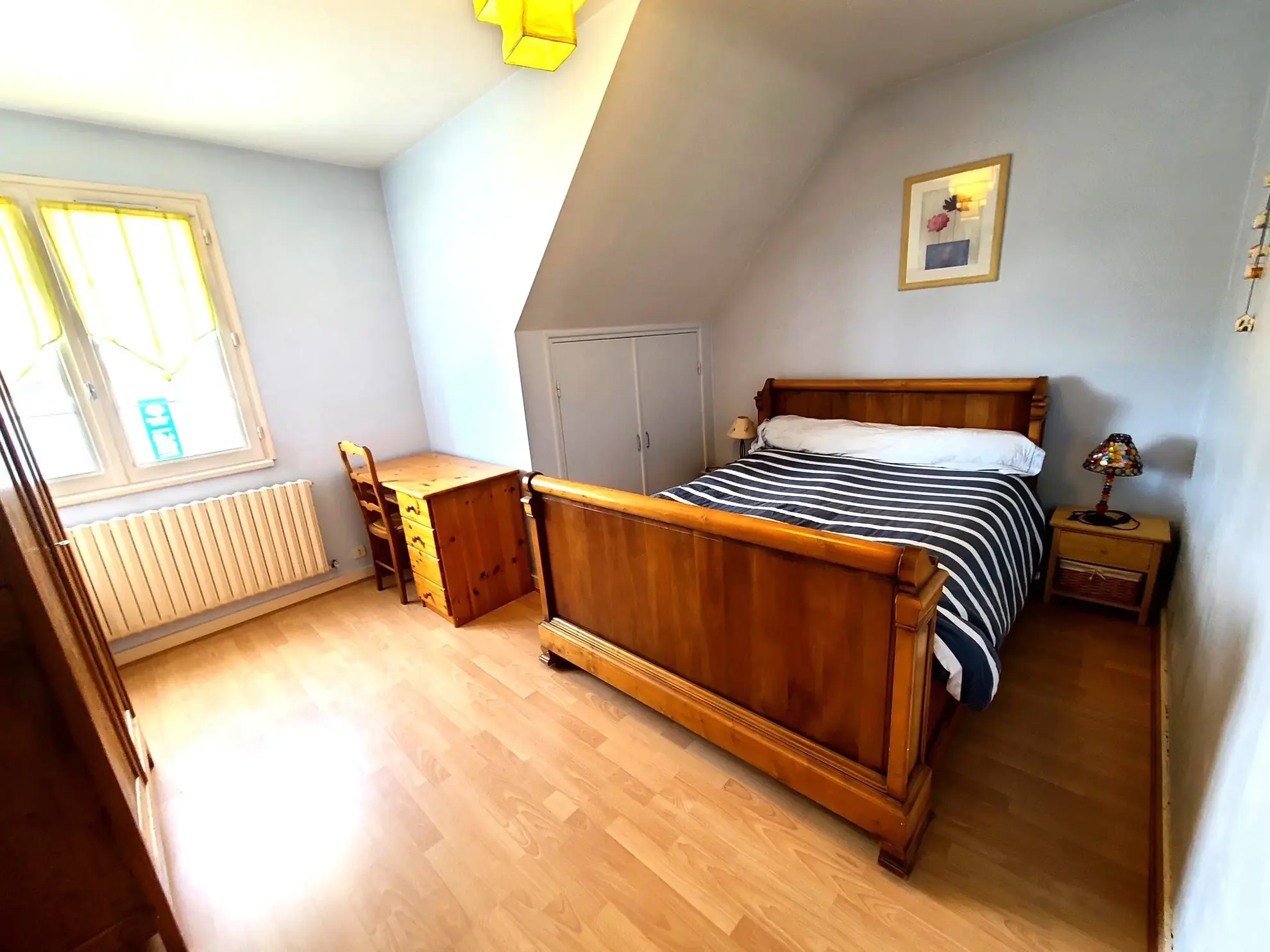 Maison familiale rénovée à Bourg Blanc avec grand terrain et panneaux solaires 