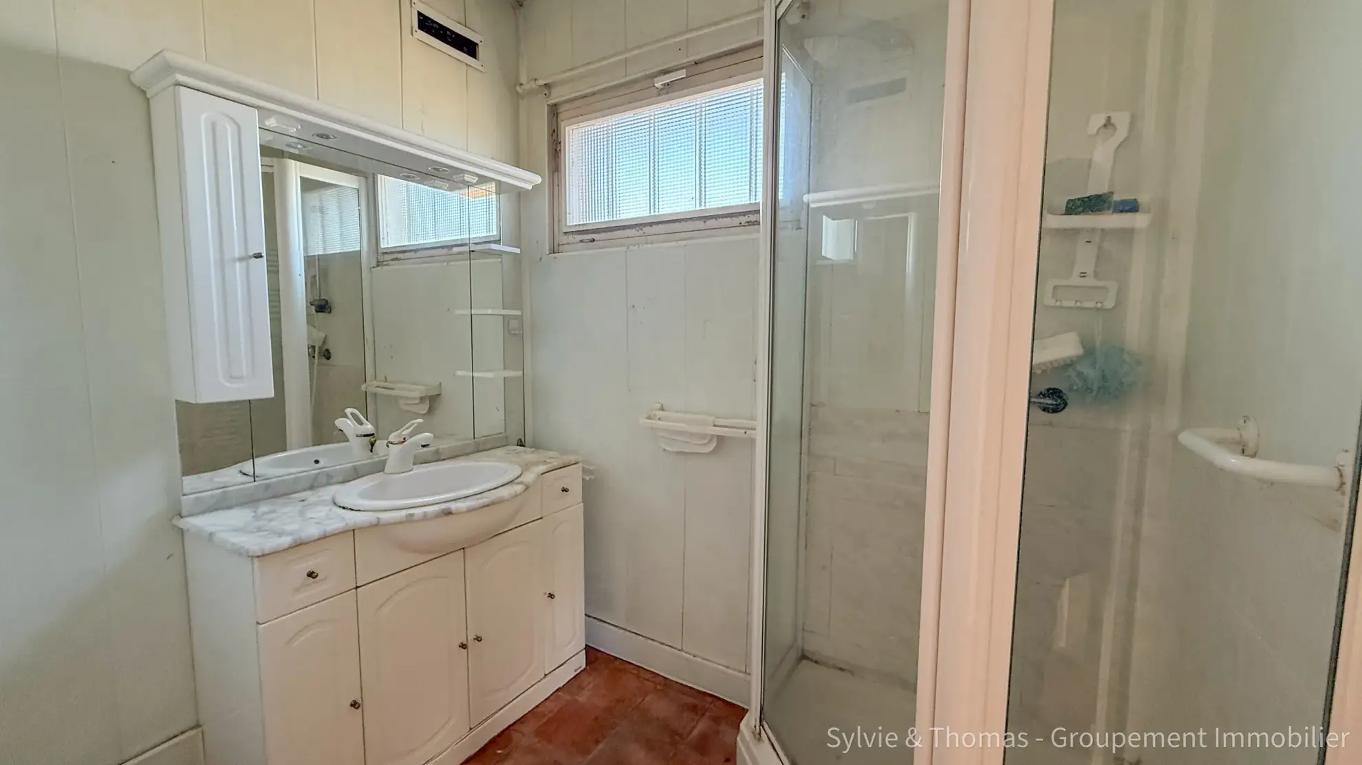 Maison à rénover avec vue exceptionnelle sur le Mont Ventoux à Orange 