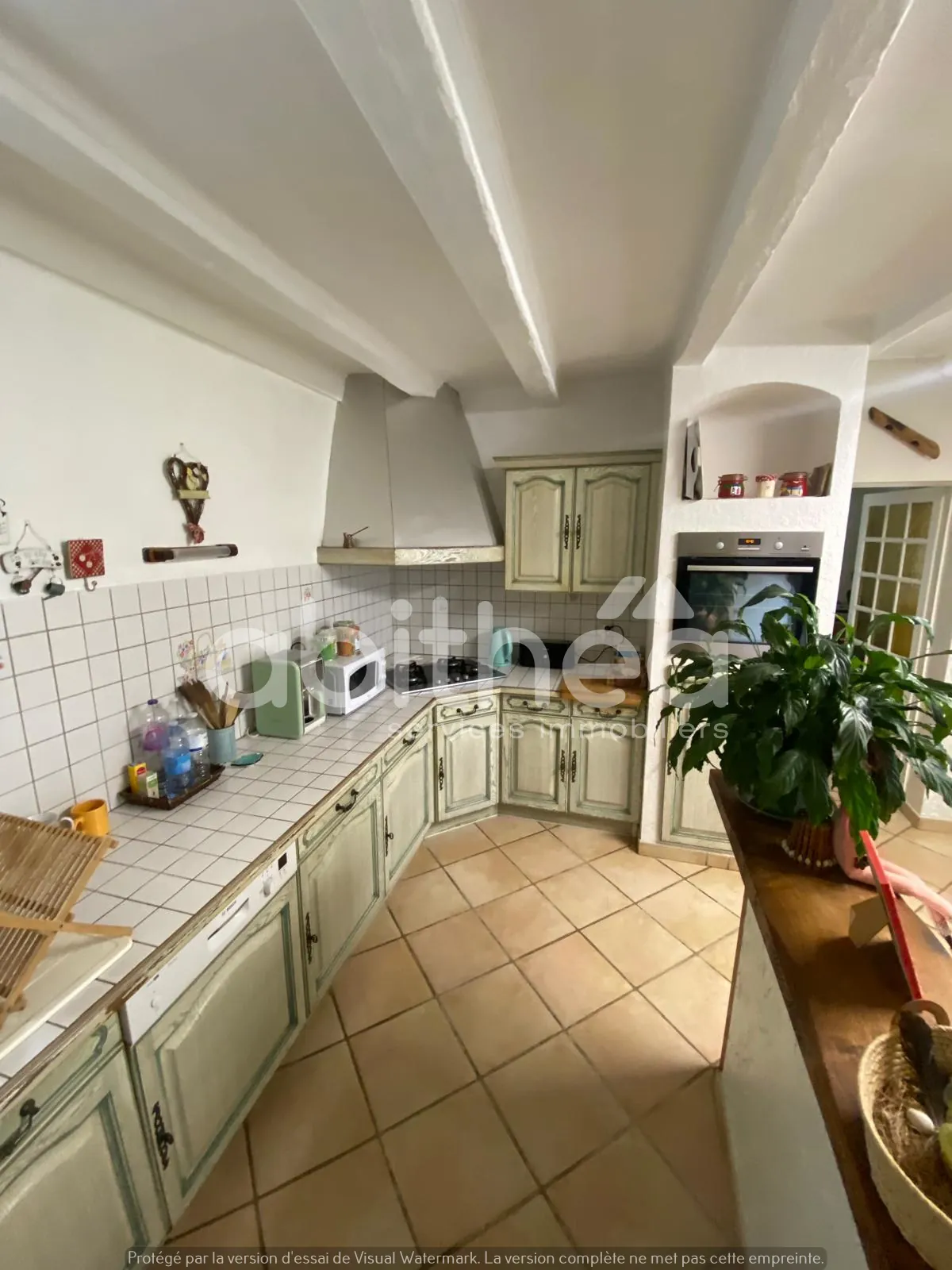 Maison de 173 m² avec terrain de 2419 m² à Chasseneuil-sur-Bonneure 