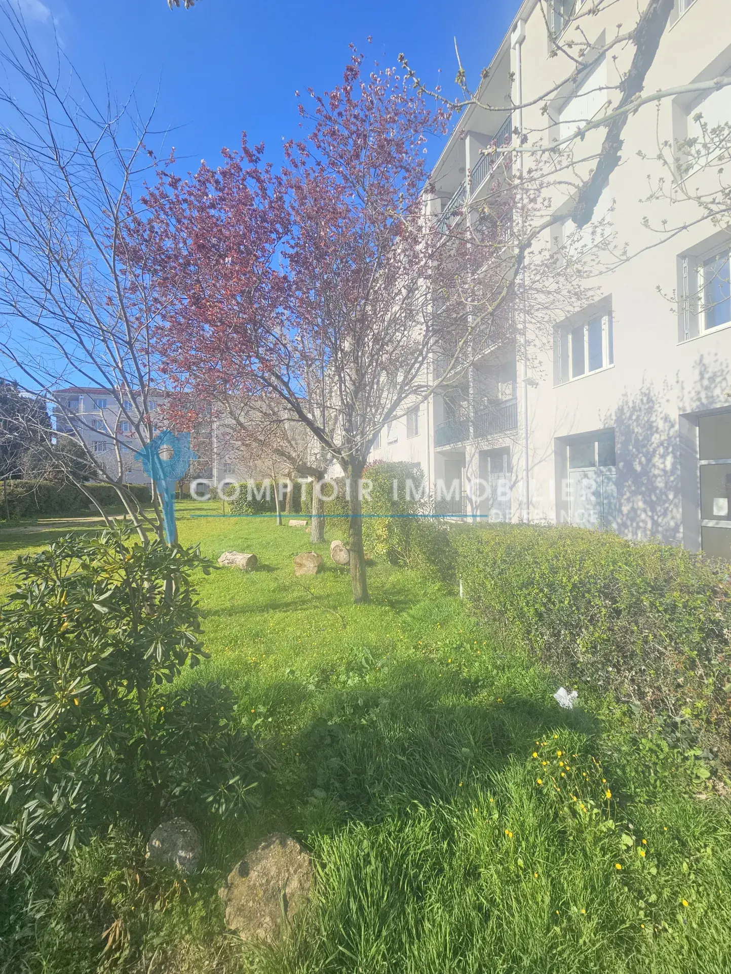 Appartement T3 avec balcon, cave et vue à Montpellier Celleneuve 