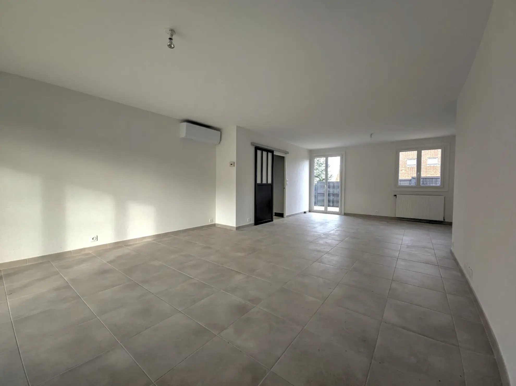 Maison de plain-pied à Panazol de 113 m² avec terrasse et garage 