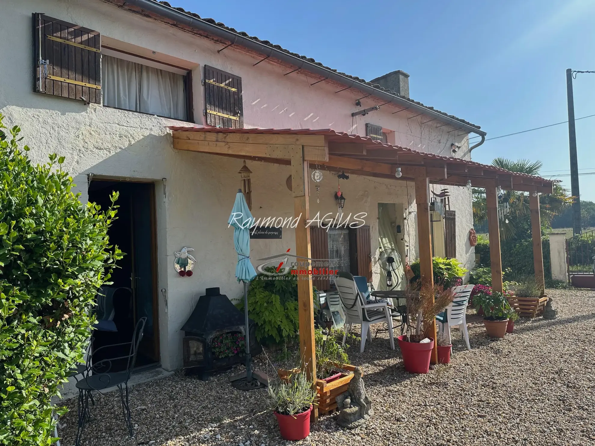 Charmante maison en pierre avec 6 chambres à Montazeau, proche Saint-Foy-la-Grande
