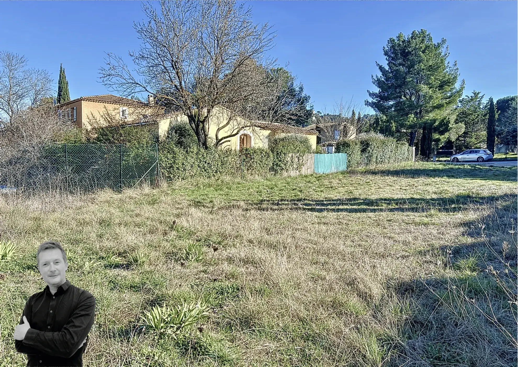 Terrain constructible de 639 m² avec vue sur le Luberon à Charleval 
