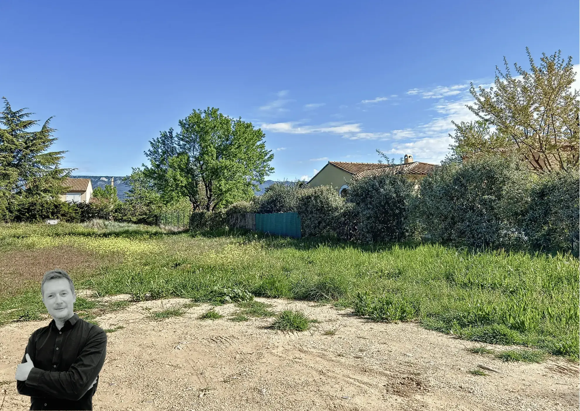 Terrain constructible de 639 m² avec vue sur le Luberon à Charleval