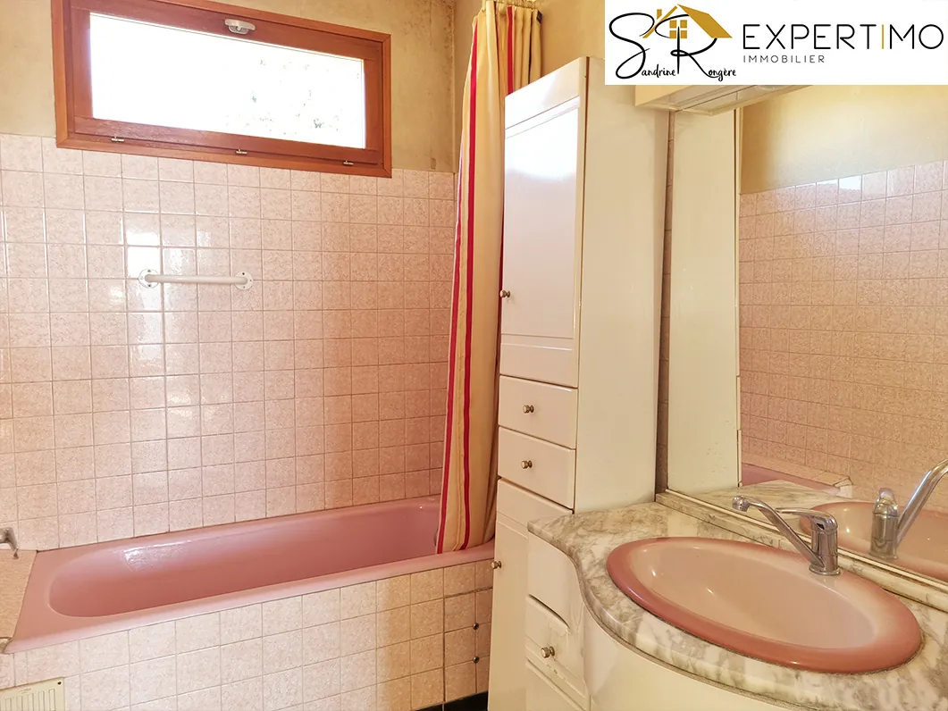 Maison de 96 m² avec terrain de 1016 m² à Saint-Eloy-Les-Mines, Exclu 