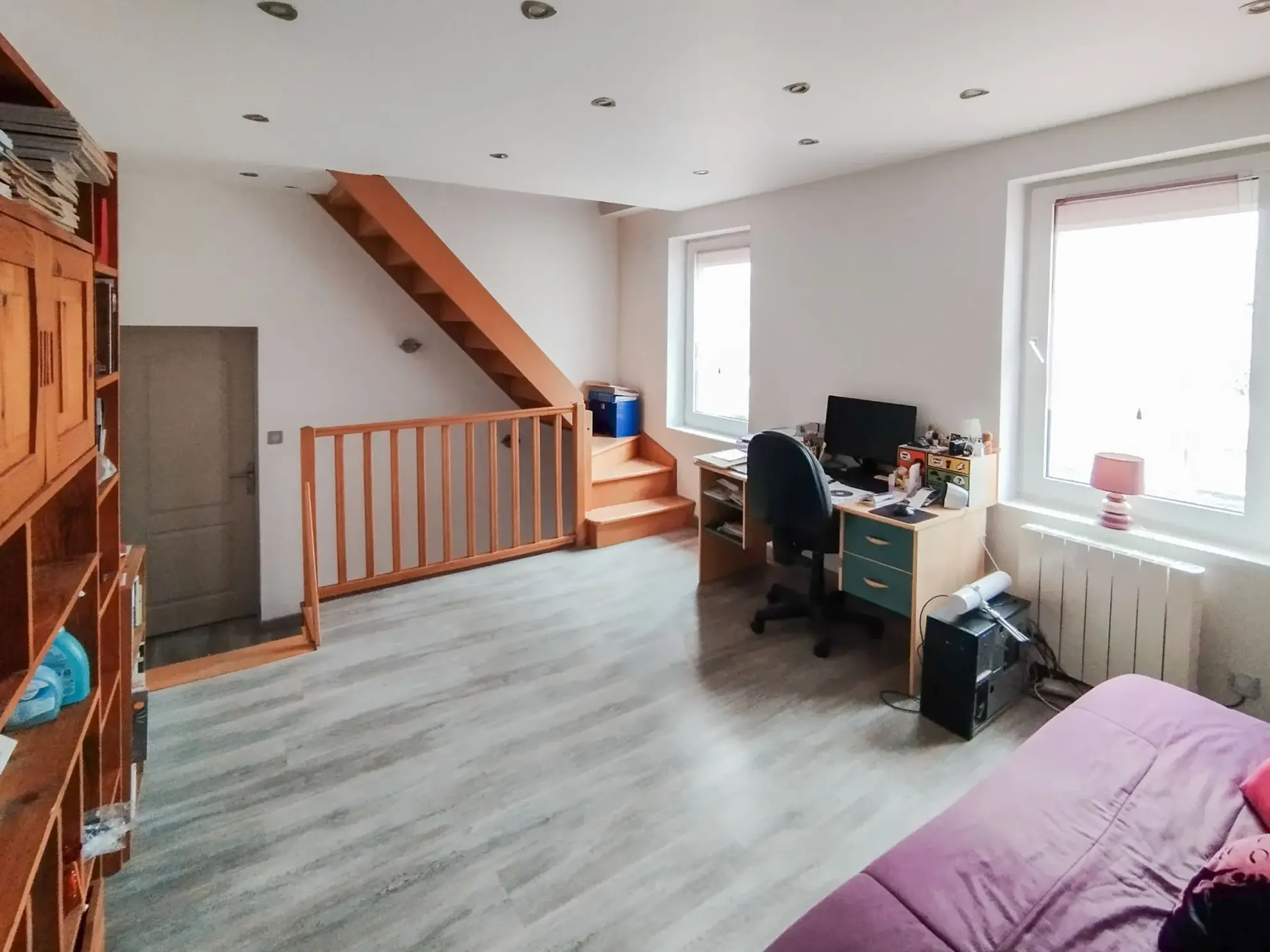 Maison rénovée avec jardin, terrasse et garage à Exincourt 