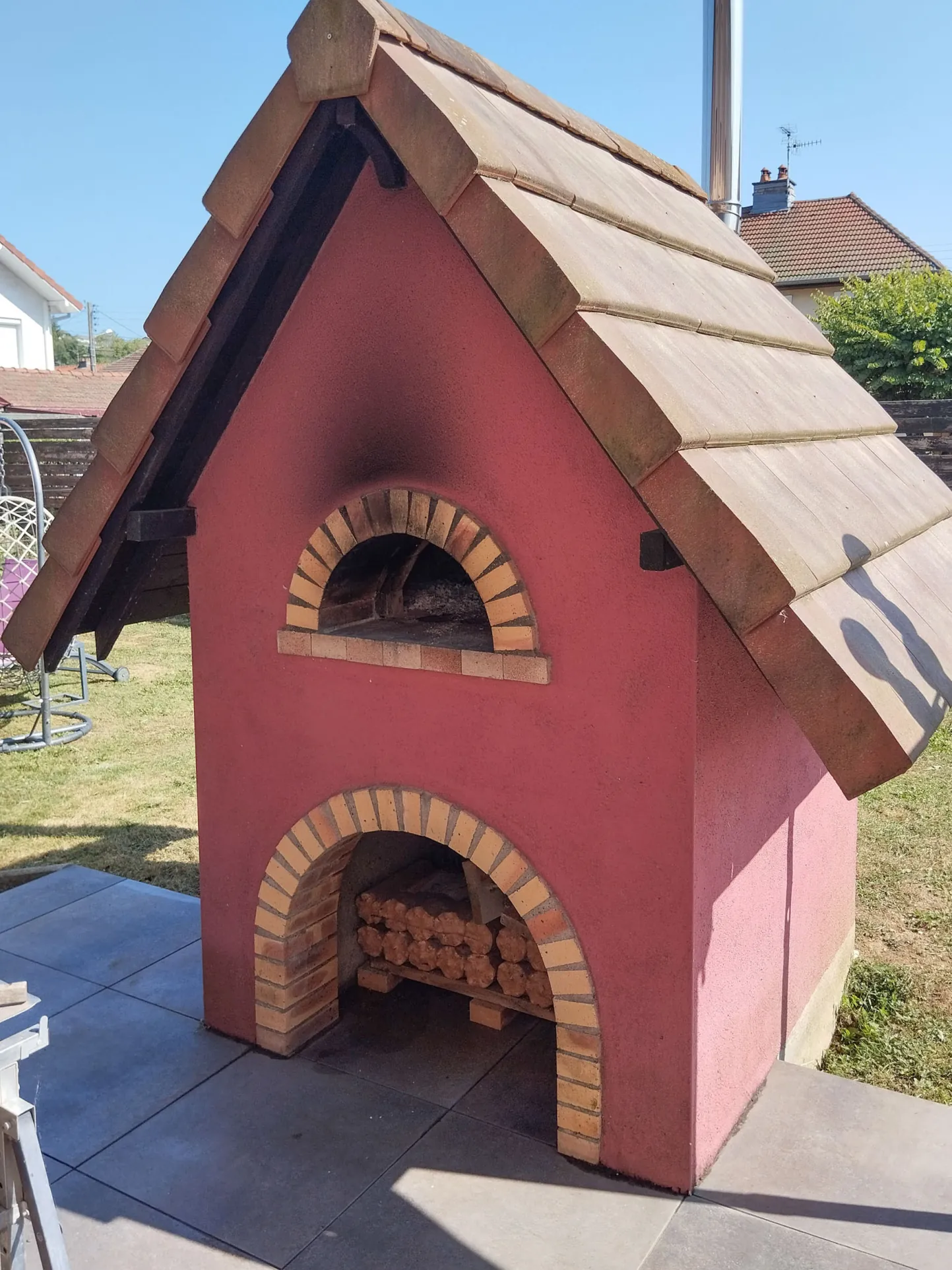 Maison rénovée avec jardin, terrasse et garage à Exincourt 