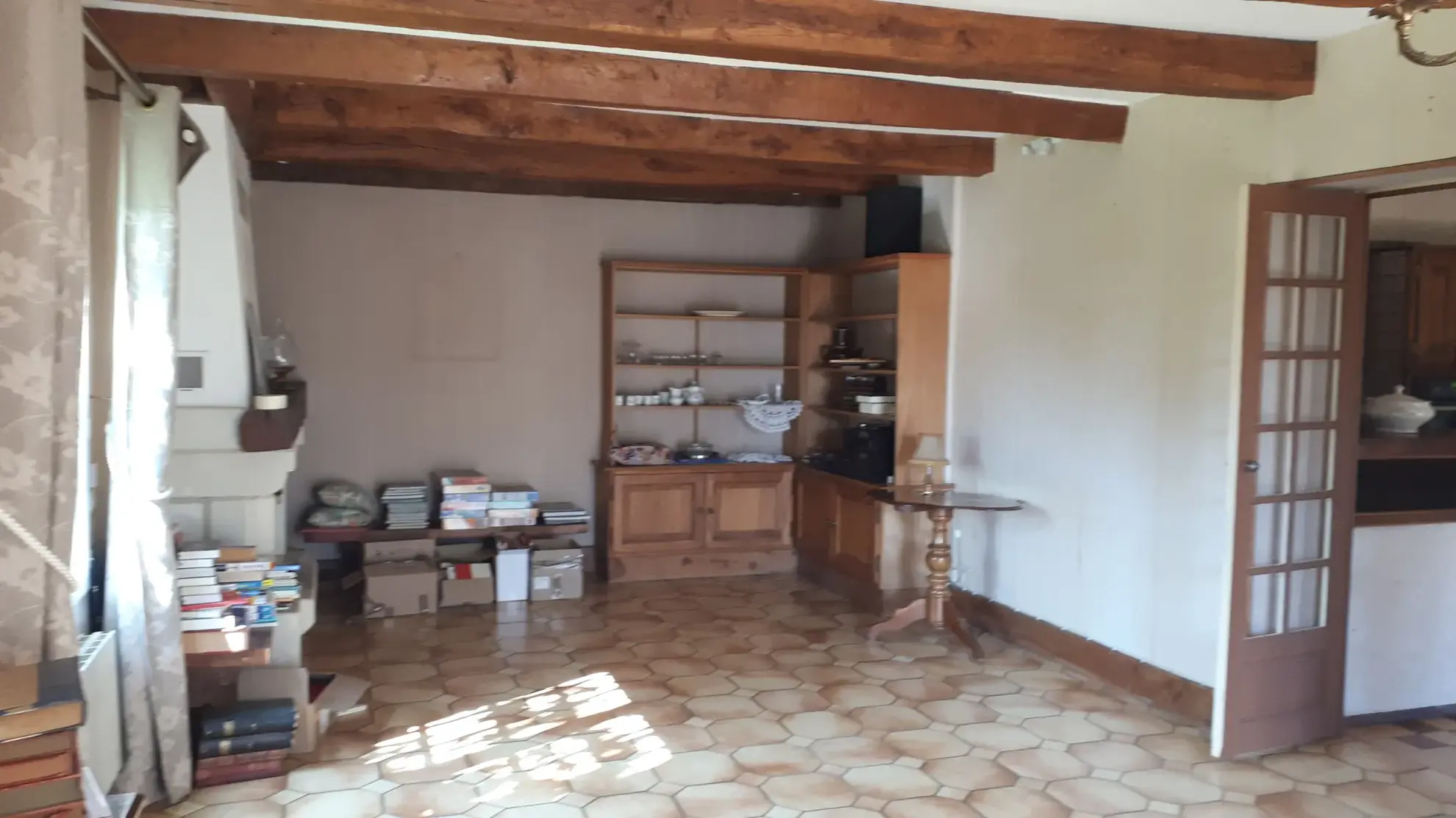 Belle maison avec annexe sur 5000 m² de terrain à Les Ormes (86) 