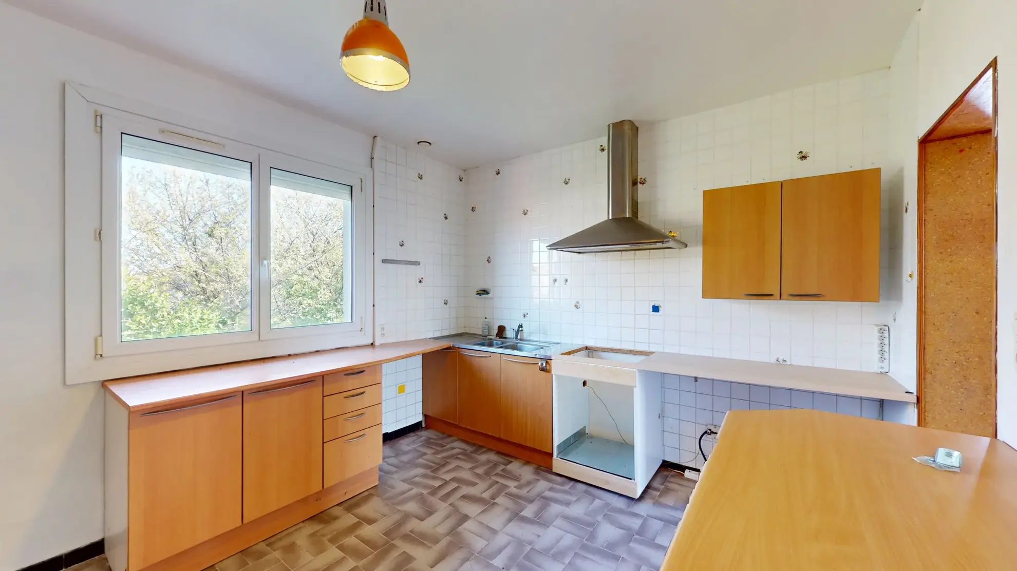 Grand appartement familial avec jardin et panneaux photovoltaïques à Frouzins 